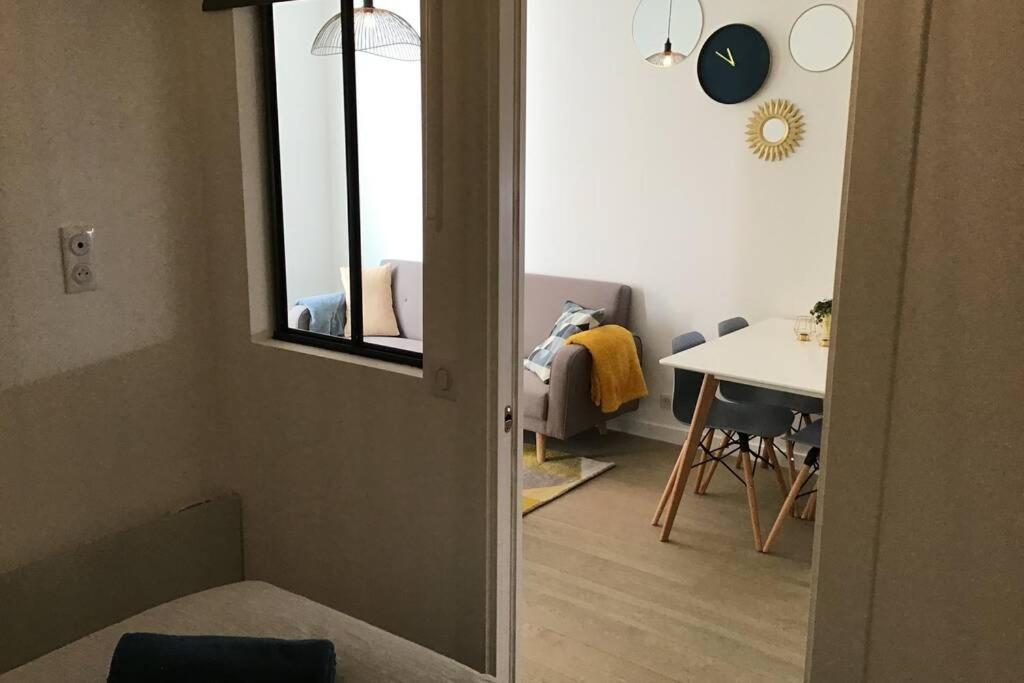 Appartement 2 Chambres Refait A Neuf, Climatise, A 2 Min De La Mer Nice Exteriör bild